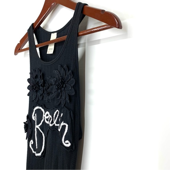 Free People Black Flower Applique Embroidered Berlin Muscle Tank Top Size XS - Picture 5 of 15